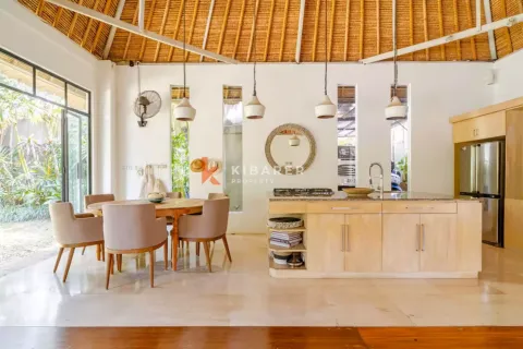 2 bedrooms Villa in Badung, Indonesia No. 12161 8