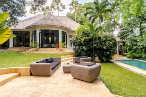 2 bedrooms Villa in Badung, Indonesia No. 12161
