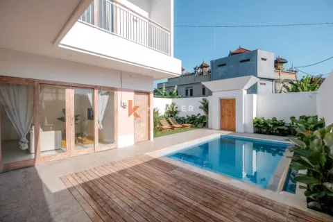 3 bedrooms Villa in Tibubeneng, Badung, Indonesia No. 12543