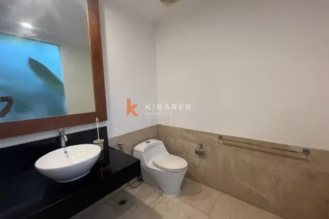 4 bedrooms Villa in Kerobokan, Badung, Indonesia No. 12540 16