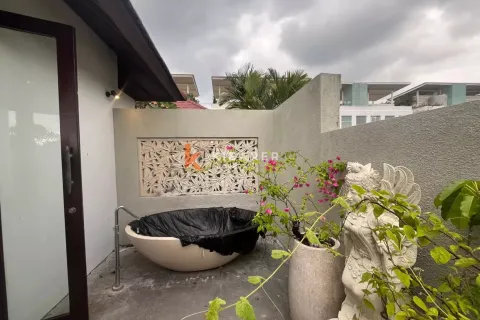 4 bedrooms Villa in Kerobokan, Badung, Indonesia No. 12540 28