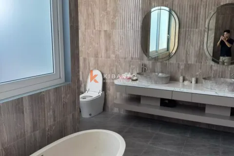 5 bedrooms Villa in Kuta, Badung, Indonesia No. 11804 15