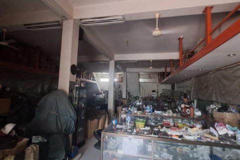 180m2 Commercial property in Kuta, Badung, Indonesia No. 9750 9