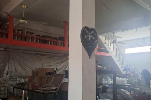 180m2 Commercial property in Kuta, Badung, Indonesia No. 9750 7