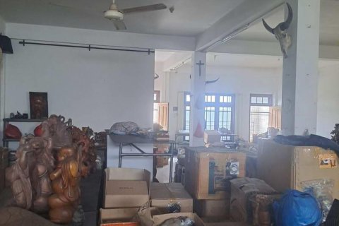 180m2 Commercial property in Kuta, Badung, Indonesia No. 9750 4