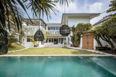 6 bedrooms Villa in Tampaksiring, Gianyar, Indonesia No. 9748