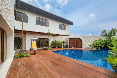 Вилла с 4 спальнями в Canggu, Бадунг, Индонезия № 10308 2