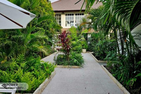 4 bedrooms Villa in Seminyak, Badung, No. 321