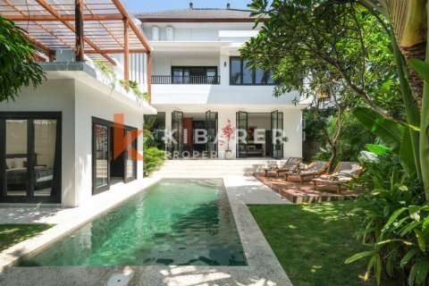 4 bedrooms Villa in Pererenan, Mengwi, Badung, Indonesia No. 12076 3
