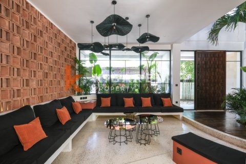 4 bedrooms Villa in Pererenan, Mengwi, Badung, Indonesia No. 12076 7