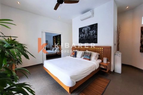 3 bedrooms Villa in Kerobokan, Badung, Indonesia No. 12074 3