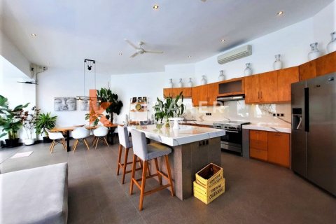 3 bedrooms Villa in Kerobokan, Badung, Indonesia No. 12074 4