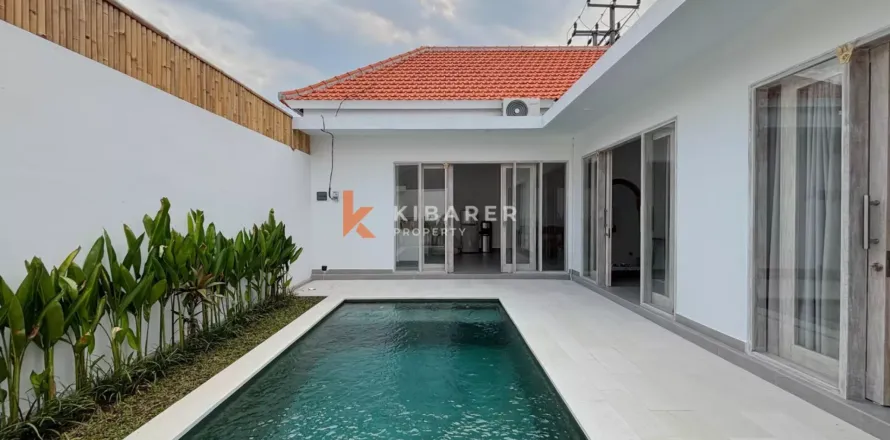 2 bedrooms Villa in Badung, Indonesia No. 12073