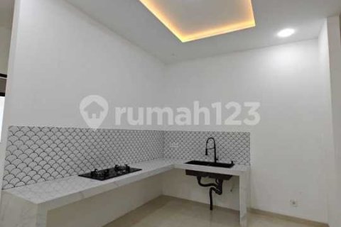 3 bedrooms House in Jakarta,  No. 9143 3