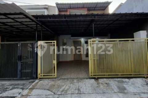 2 bedrooms House in Tangerang,  No. 9142 12