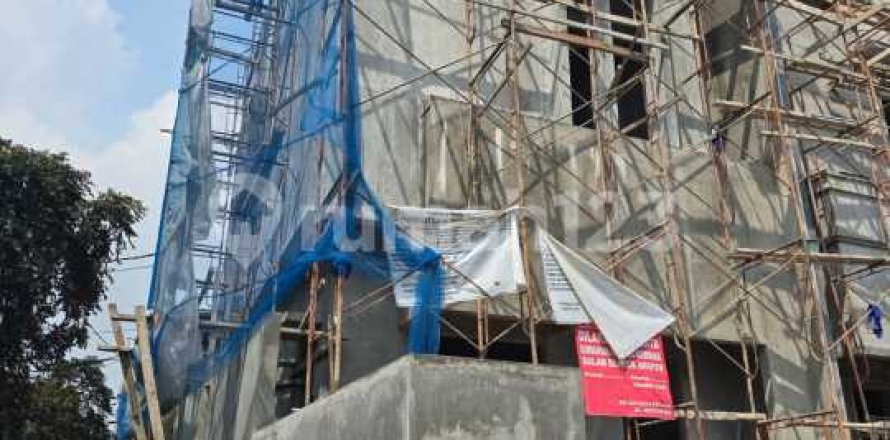 Дом с 4 спальнями в Kalideres, Джакарта,  № 9139