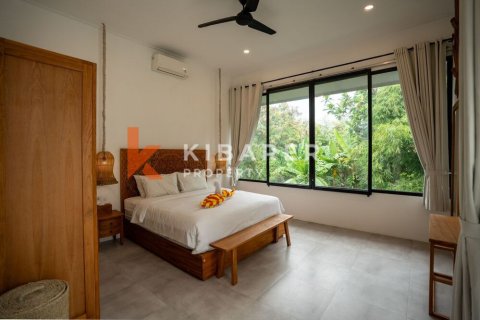 3 bedrooms Villa in Tibubeneng, Badung, Indonesia No. 12840 10