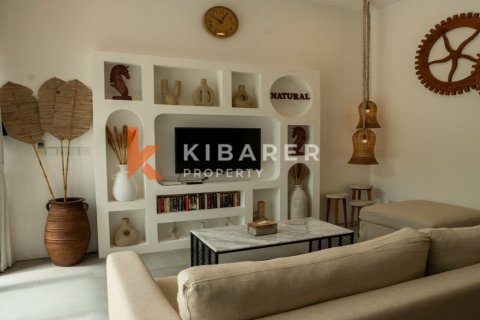 3 bedrooms Villa in Tibubeneng, Badung, Indonesia No. 12840 5