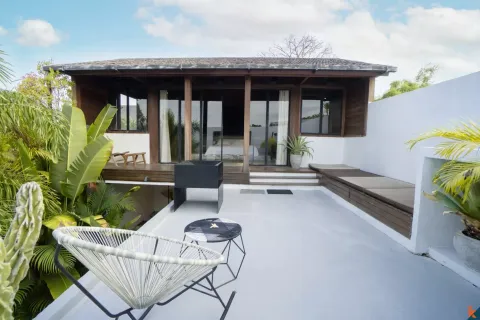 2 bedrooms Villa in Tibubeneng, Badung, Indonesia No. 13198 4
