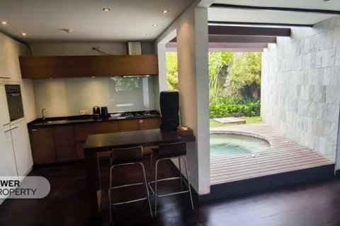 2 bedrooms Villa in Seminyak, Badung,  No. 9263 16