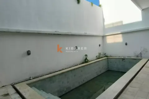 3 bedrooms Villa in Seminyak, Badung, Indonesia No. 12623 2