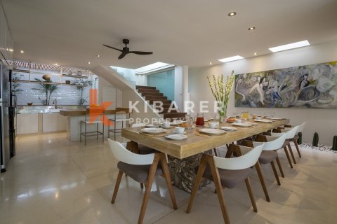 5 bedrooms Villa in Kerobokan, Badung, Indonesia No. 12622 7