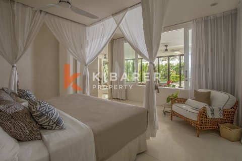 5 bedrooms Villa in Kerobokan, Badung, Indonesia No. 12622 16