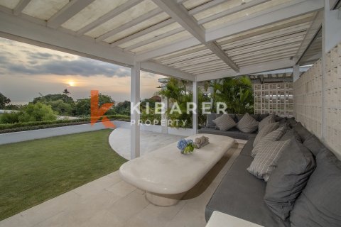 5 bedrooms Villa in Kerobokan, Badung, Indonesia No. 12622 13