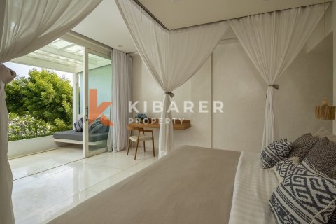5 bedrooms Villa in Kerobokan, Badung, Indonesia No. 12622 24