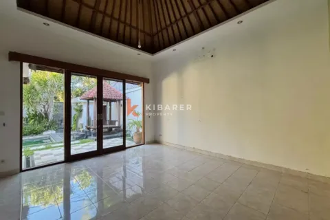 2 bedrooms Villa in Seminyak, Badung, Indonesia No. 11722 16