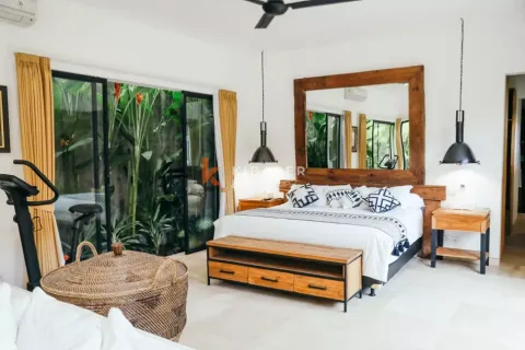 3 bedrooms Villa in Canggu, Badung, Indonesia No. 11723 5