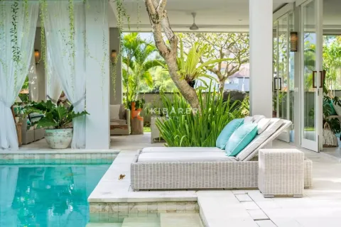 4 bedrooms Villa in Tibubeneng, Badung, Indonesia No. 12082 18