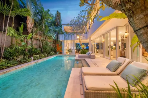 4 bedrooms Villa in Tibubeneng, Badung, Indonesia No. 12082 2