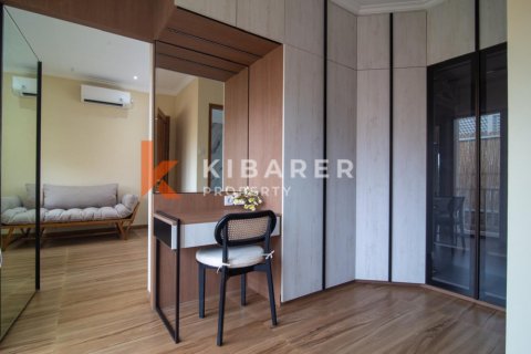 3 bedrooms Villa in Tibubeneng, Badung, Indonesia No. 12081 10
