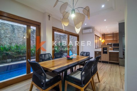 3 bedrooms Villa in Tibubeneng, Badung, Indonesia No. 12081 6