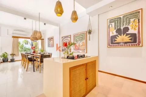 6 bedrooms Villa in Tibubeneng, Badung, Indonesia No. 12079 14