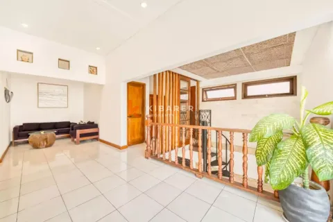 6 bedrooms Villa in Tibubeneng, Badung, Indonesia No. 12079 10