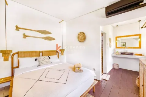 6 bedrooms Villa in Tibubeneng, Badung, Indonesia No. 12079 22