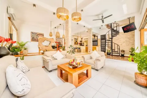 6 bedrooms Villa in Tibubeneng, Badung, Indonesia No. 12079 6