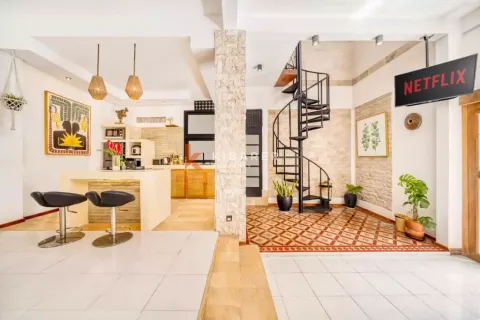 6 bedrooms Villa in Tibubeneng, Badung, Indonesia No. 12079 13