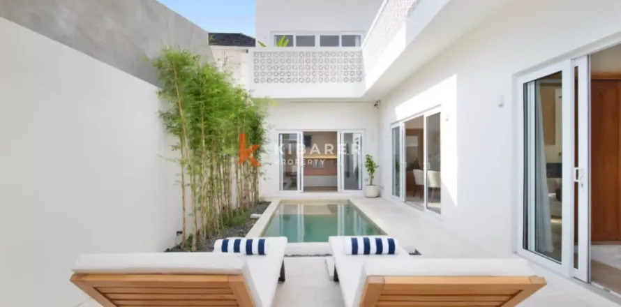 3 bedrooms Villa in Tibubeneng, Badung, Indonesia No. 12078