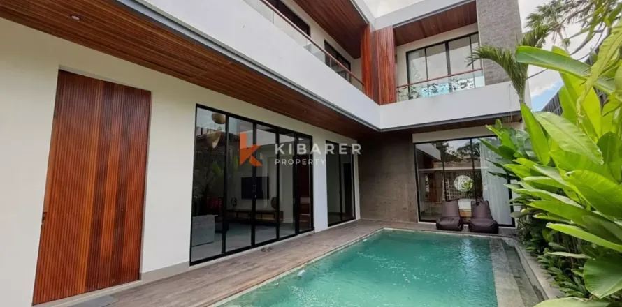 5 bedrooms Villa in Canggu, Badung, Indonesia No. 12077