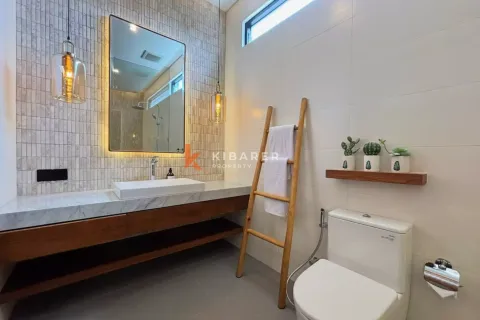 5 bedrooms Villa in Canggu, Badung, Indonesia No. 12077 29