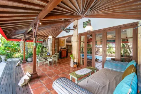 Вилла с 4 спальнями в Seminyak, Бадунг, Индонезия № 10256 3