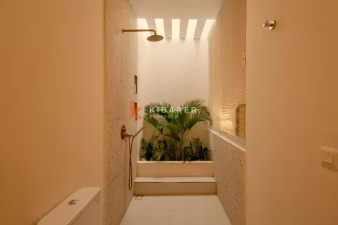3 bedrooms Villa in Ungasan, Badung, Indonesia No. 12102 18