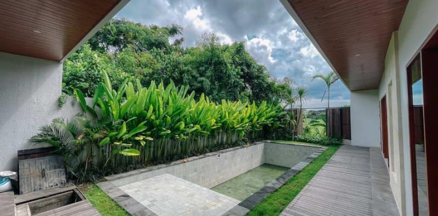 2 bedrooms Villa in Seminyak, Badung,  No. 8609