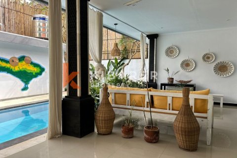 2 bedrooms Villa in Tibubeneng, Badung, Indonesia No. 12252 3