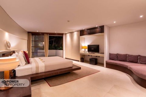 4 bedrooms Villa in Seminyak, Badung,  No. 338 26