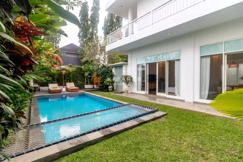 3 bedrooms Villa in Canggu, Badung, Indonesia No. 12411 2