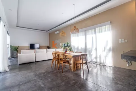 3 bedrooms Villa in Canggu, Badung, Indonesia No. 12411 10